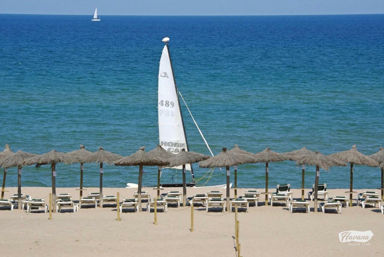 Apartaments Beach & Golf Resort بالس المظهر الخارجي الصورة